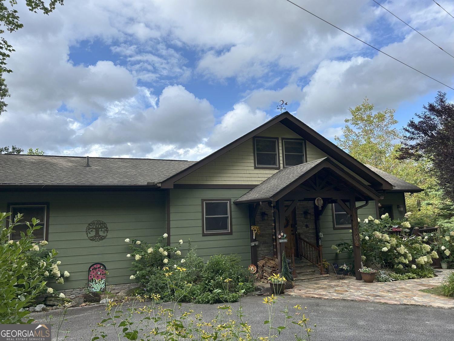 100 Corinth Lane Mountain City GA 30525