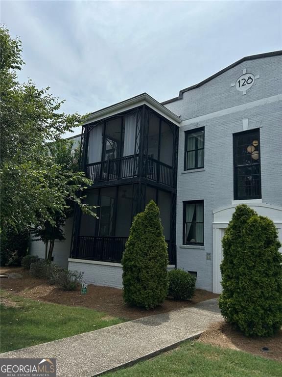 128 Peachtree Memorial Drive NW Atlanta GA 30309