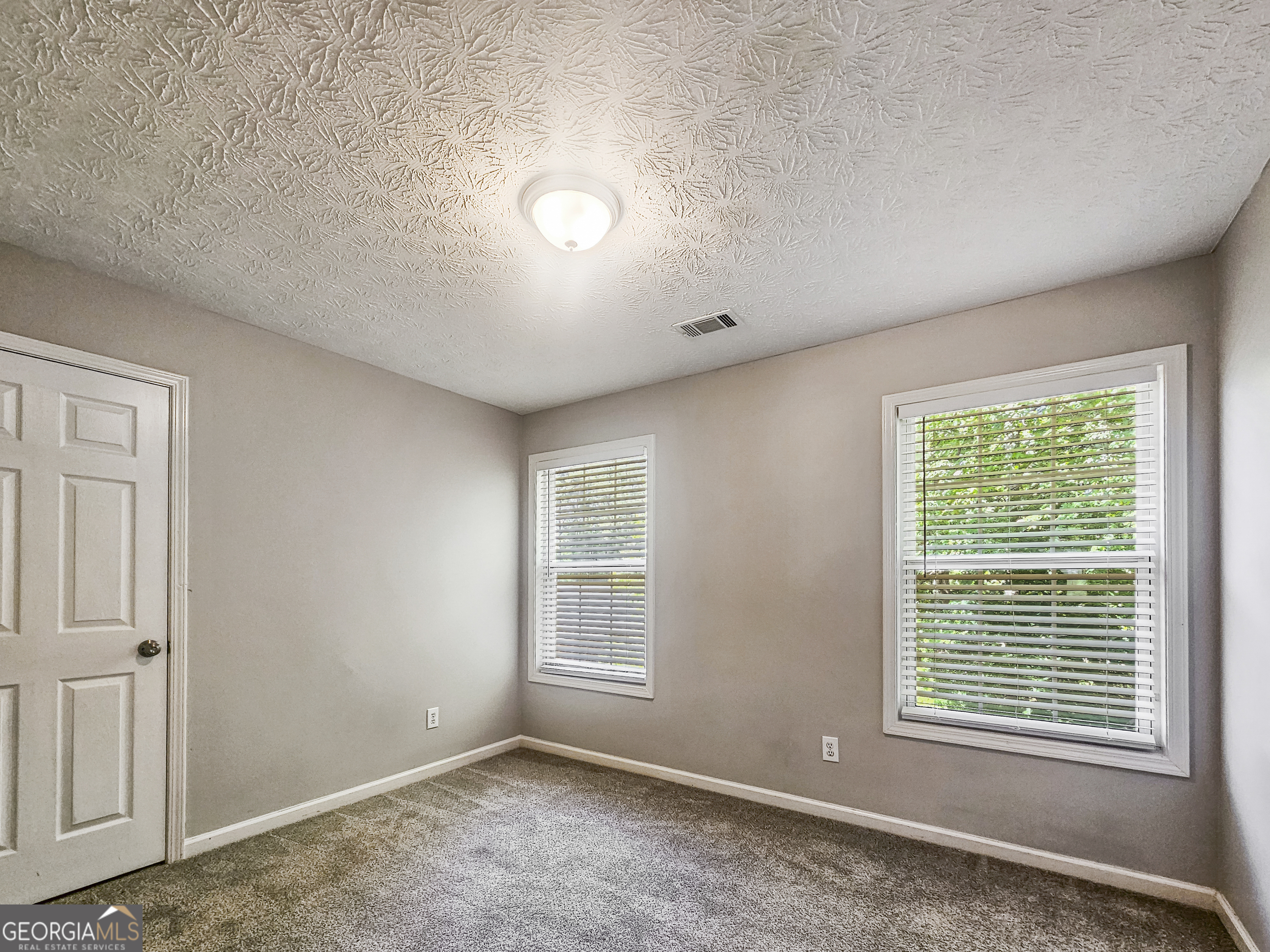 10 S Links Drive Covington GA 30014
