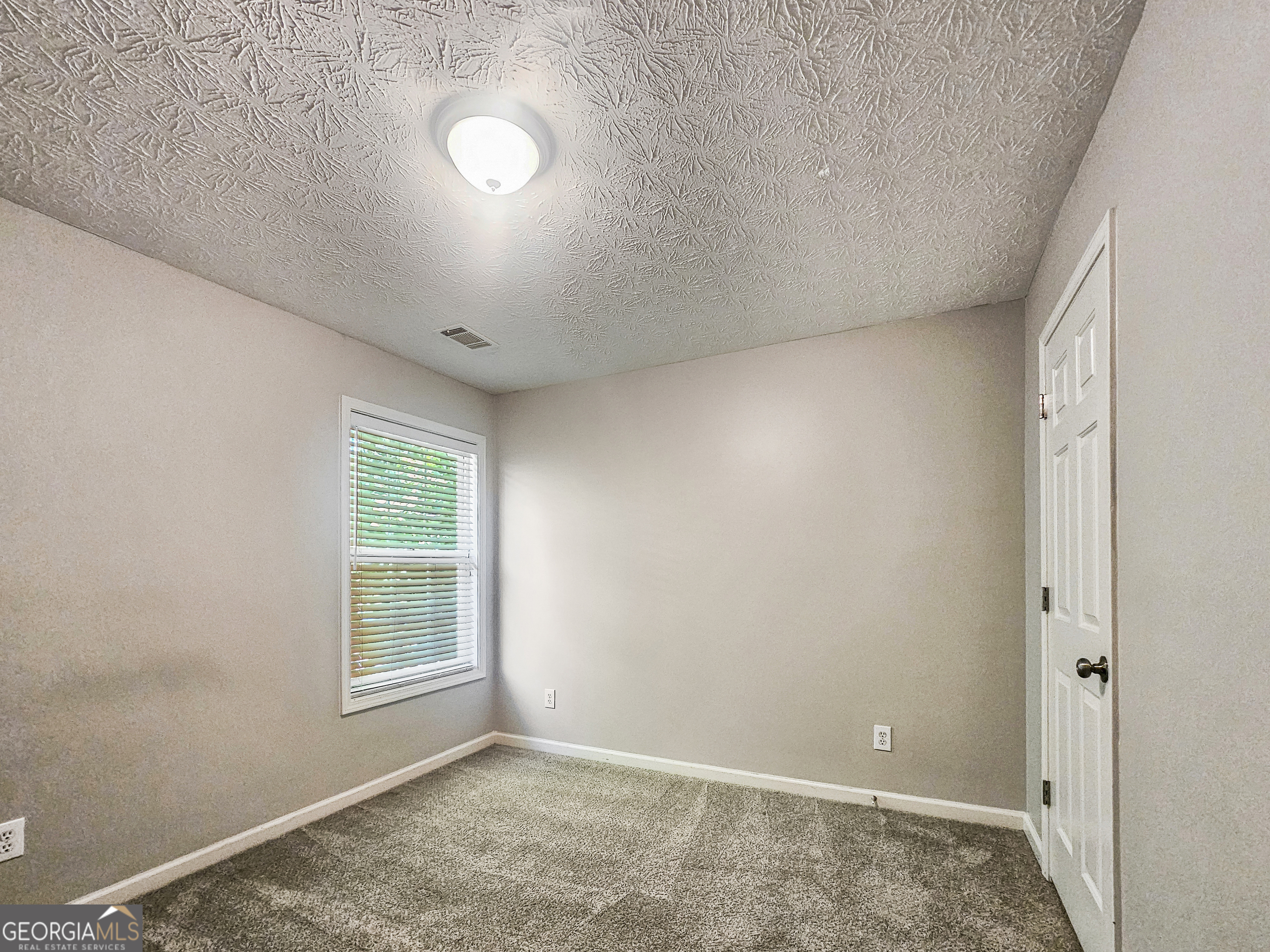 10 S Links Drive Covington GA 30014