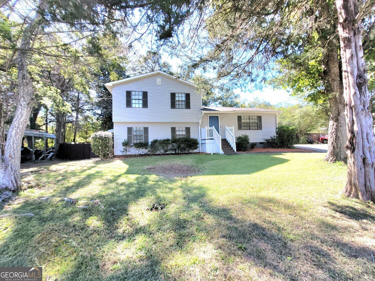 2716 Aruba Drive Powder Springs GA 30127