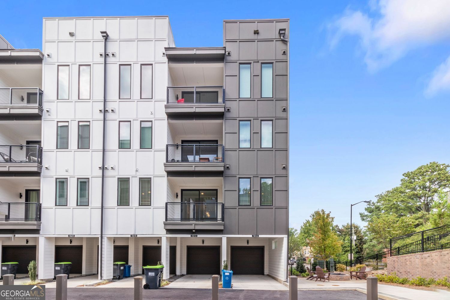 383 Grant Circle SE Atlanta GA 30315
