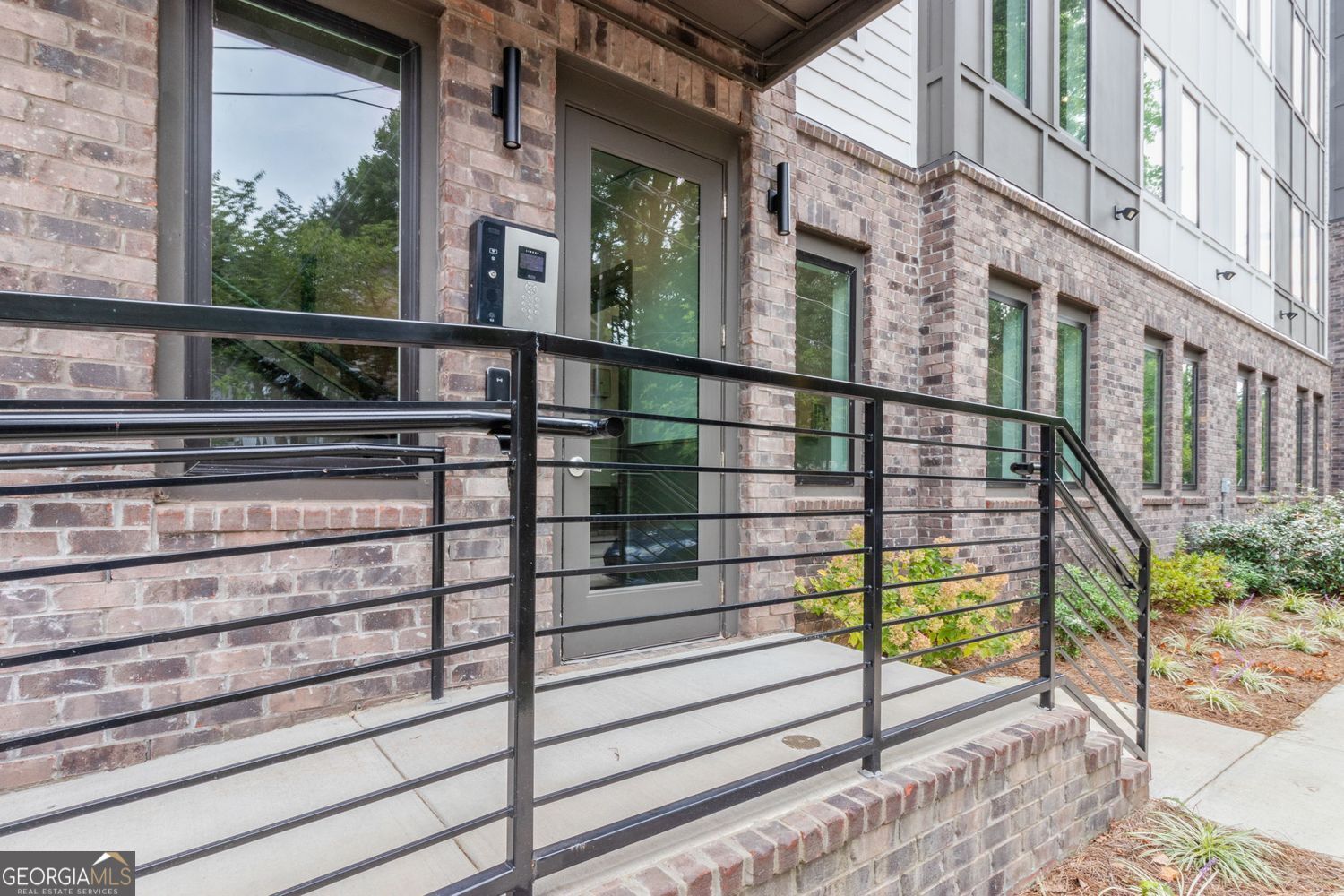 383 Grant Circle SE Atlanta GA 30315