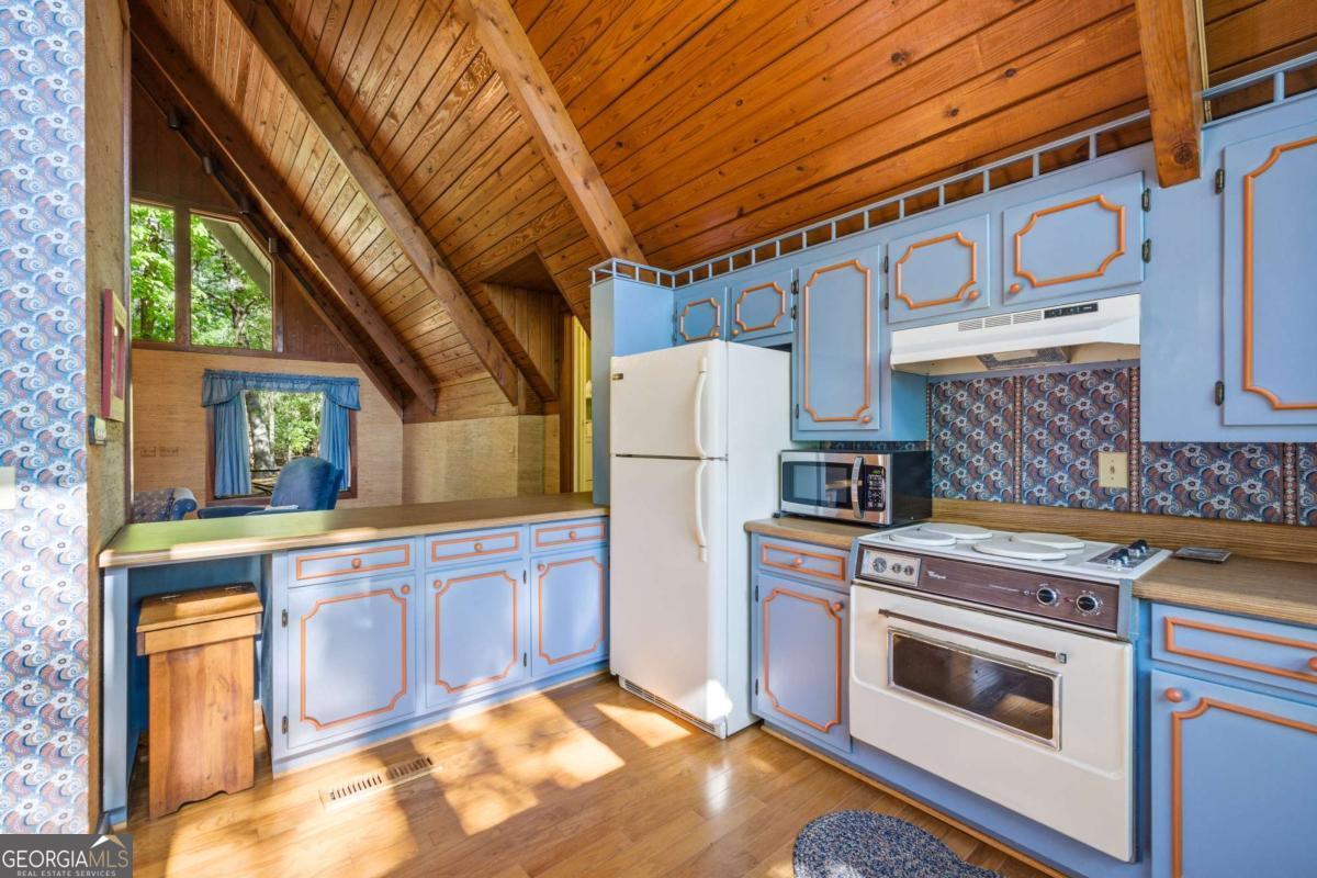 114 Cherokee Drive S Waleska GA 30183