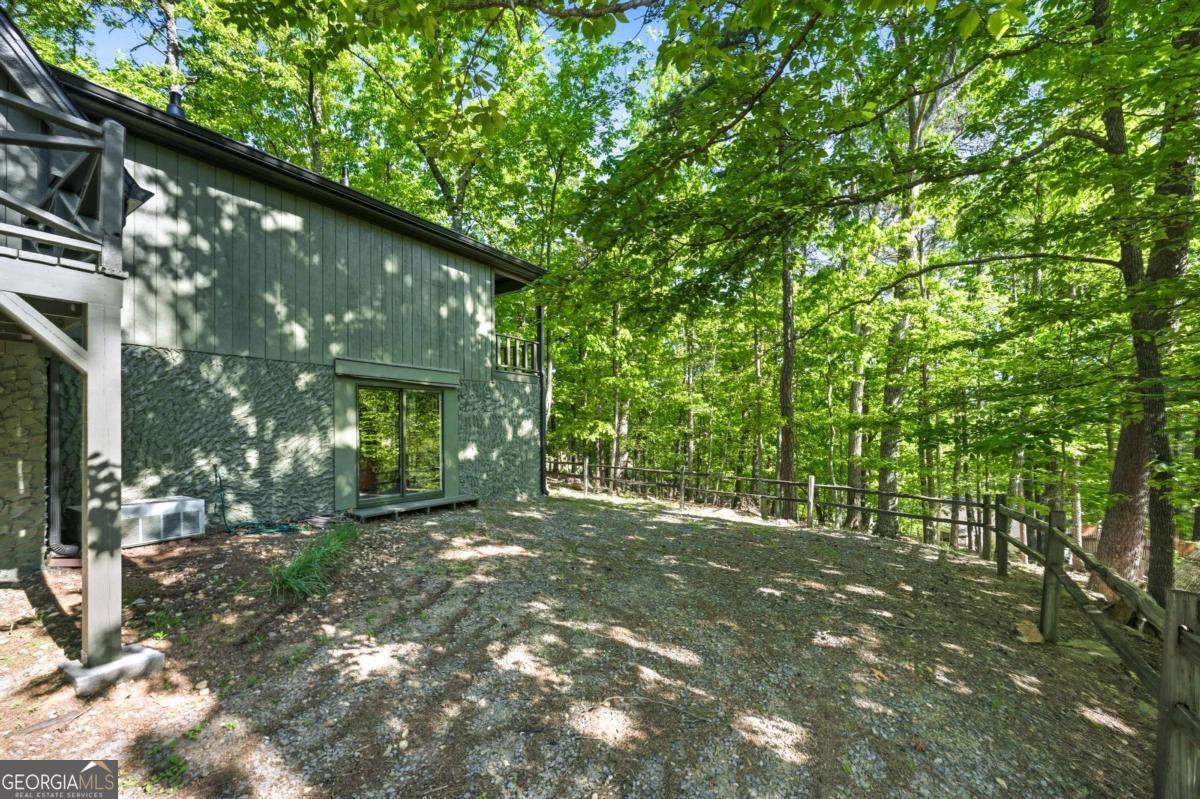 114 Cherokee Drive S Waleska GA 30183