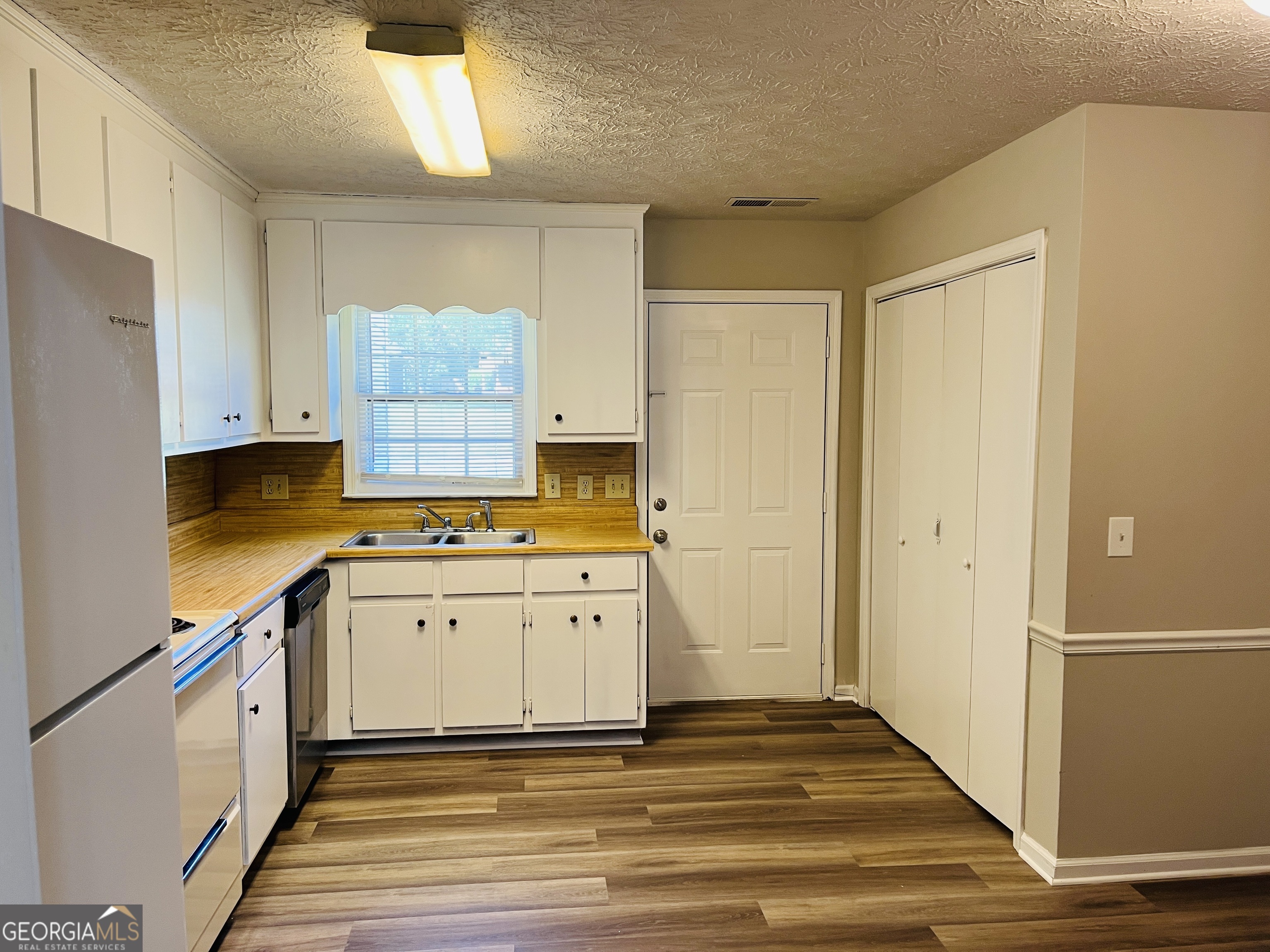 10 Fredda Lane Cartersville GA 30120