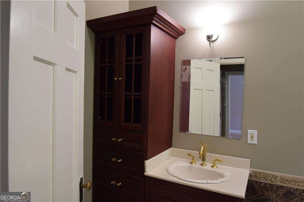 242 Dodd Avenue SW Atlanta GA 30315