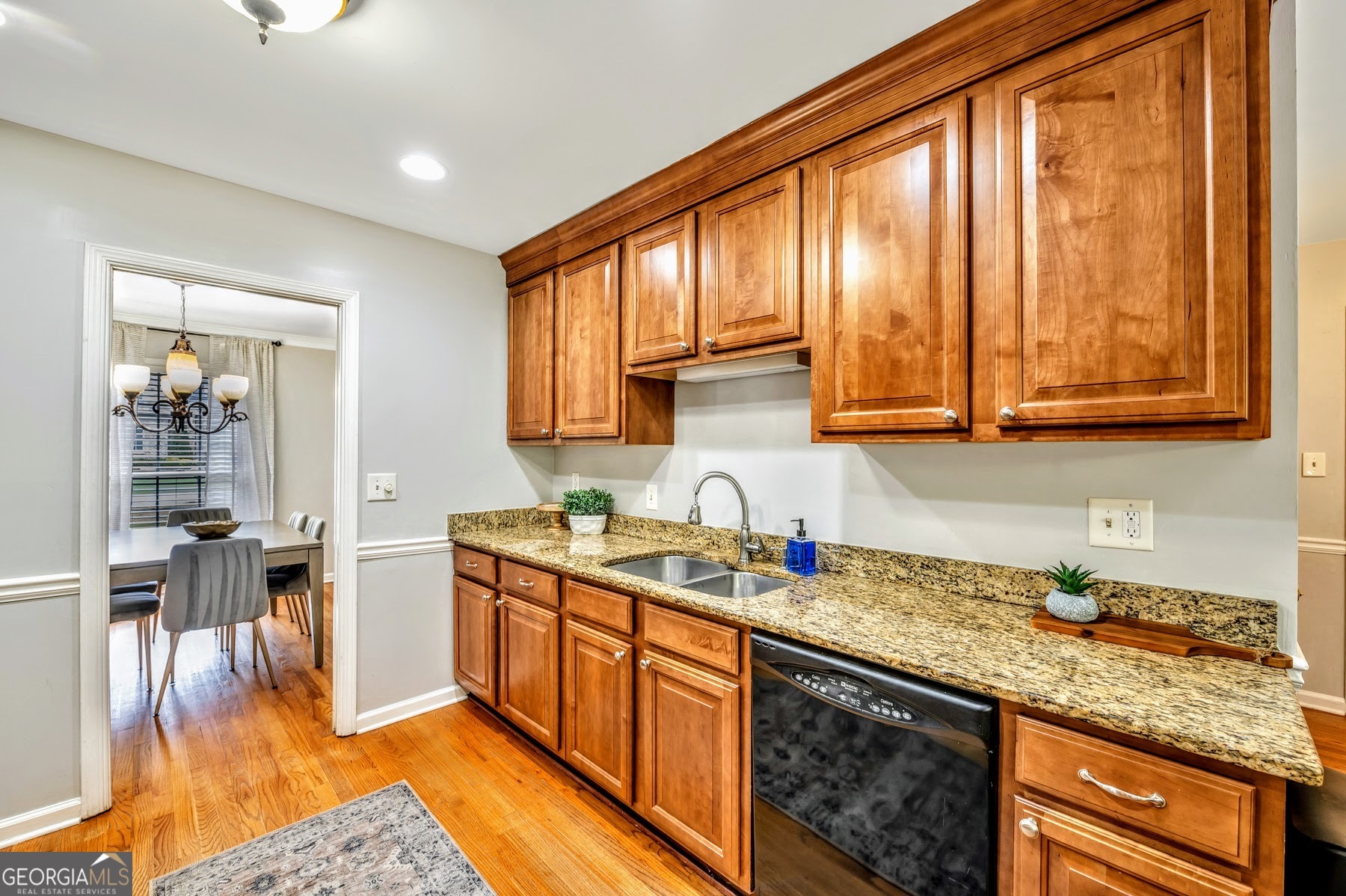 801 Mockingbird Lane Marietta GA 30068
