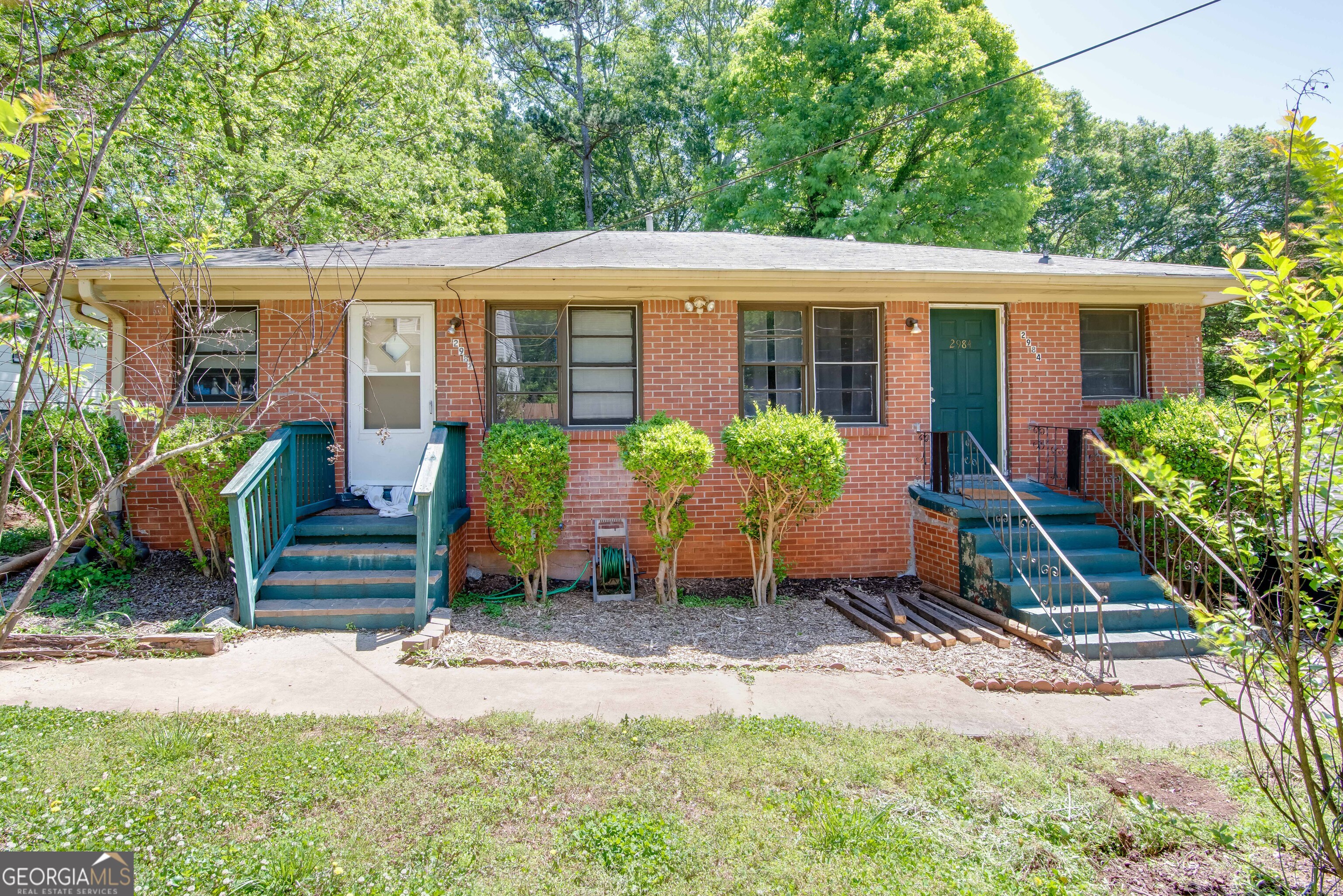 2982 Pearl Street East Point GA 30344