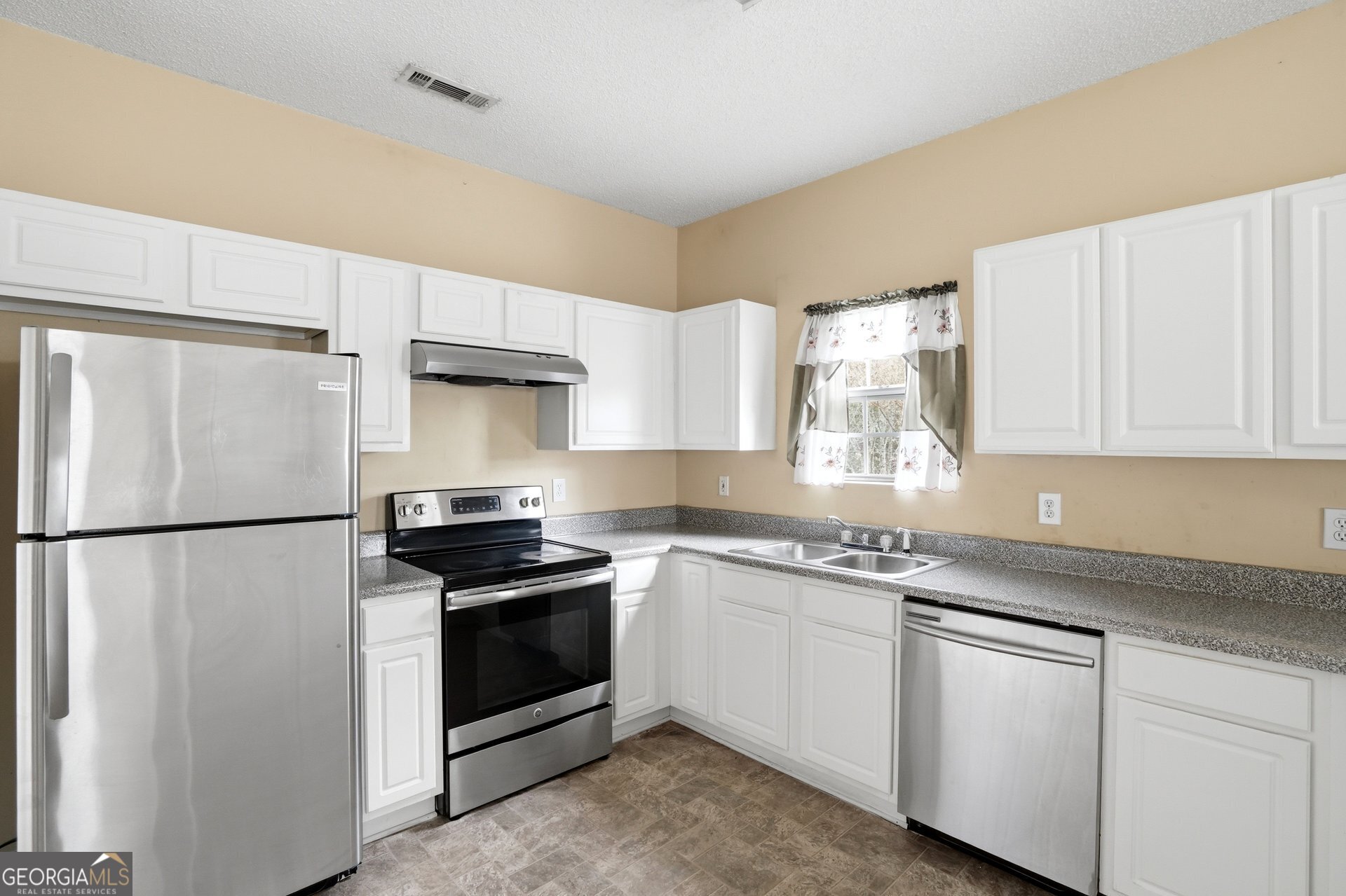 3285 Oakley Place Union City GA 30291