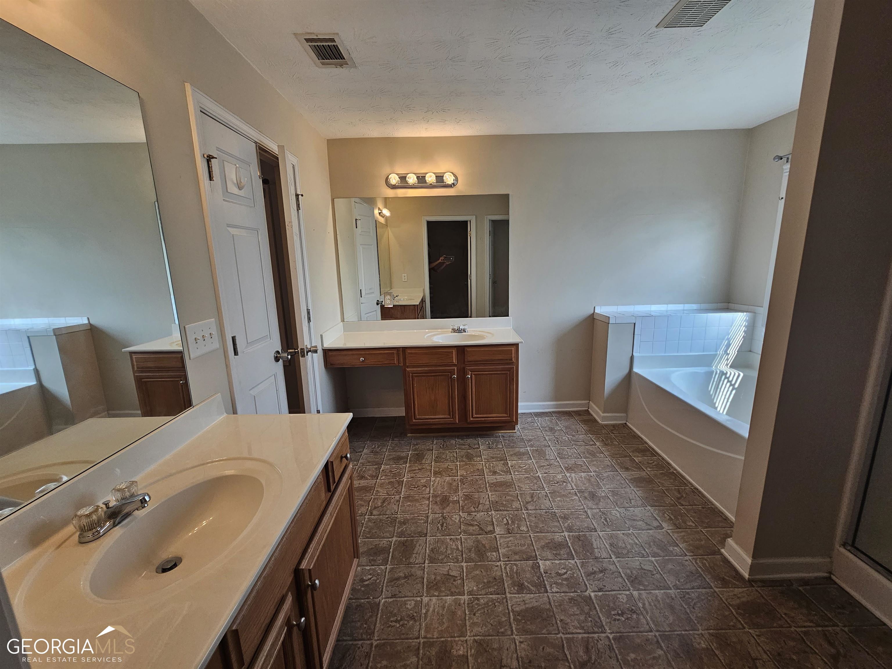45 Manchester Lane Jefferson GA 30549