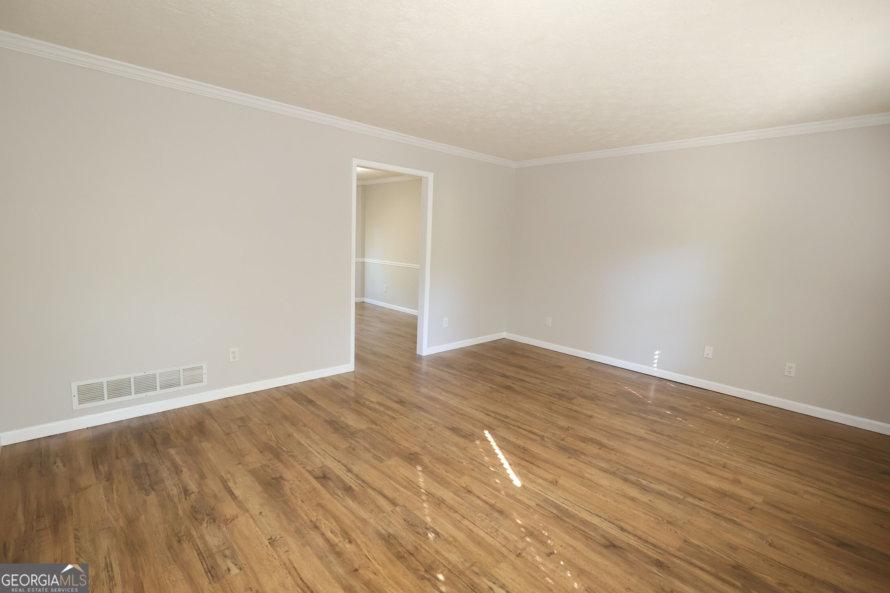 185 White Pines Drive Alpharetta GA 30004