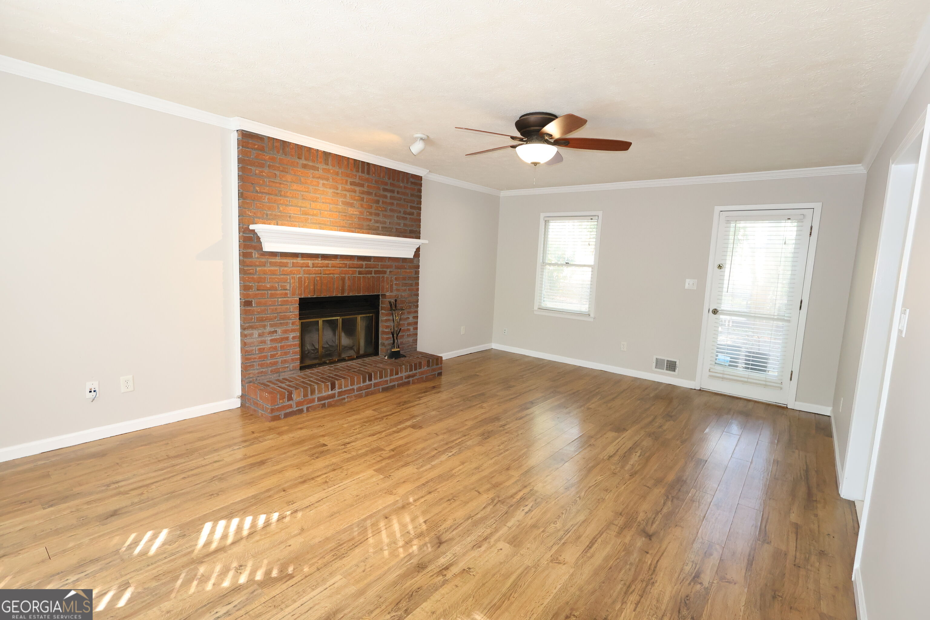 185 White Pines Drive Alpharetta GA 30004