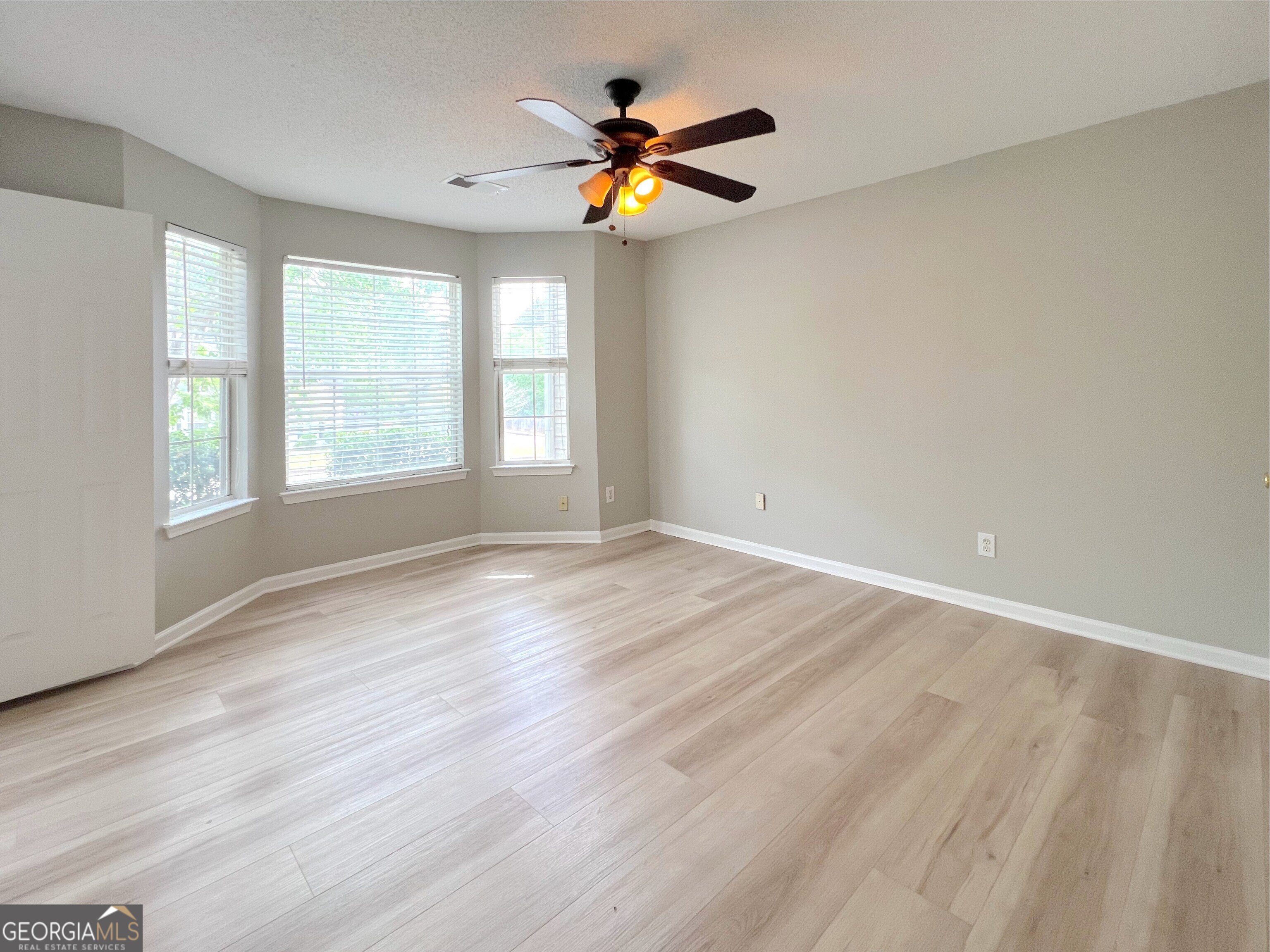 5983 Hitt Lake Trail Stone Mountain GA 30087