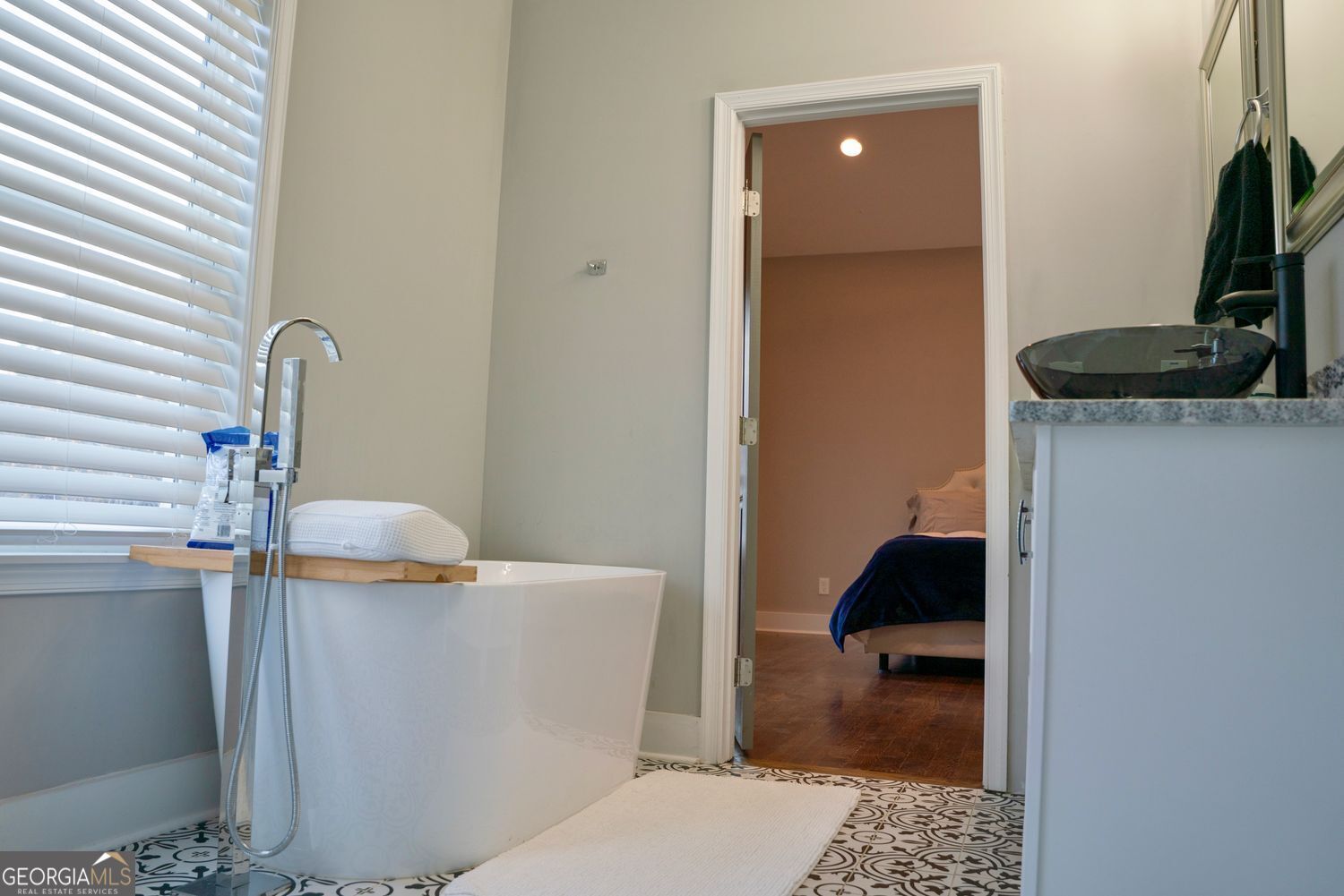 1005 Birch Street SW Atlanta GA 30310