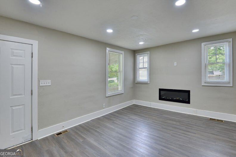 1888 Vesta Avenue College Park GA 30337