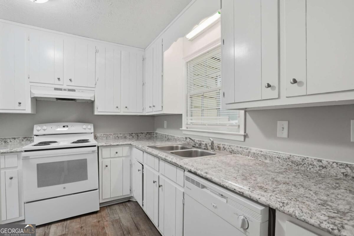 5344 Ridgemere Court Stone Mountain GA 30083