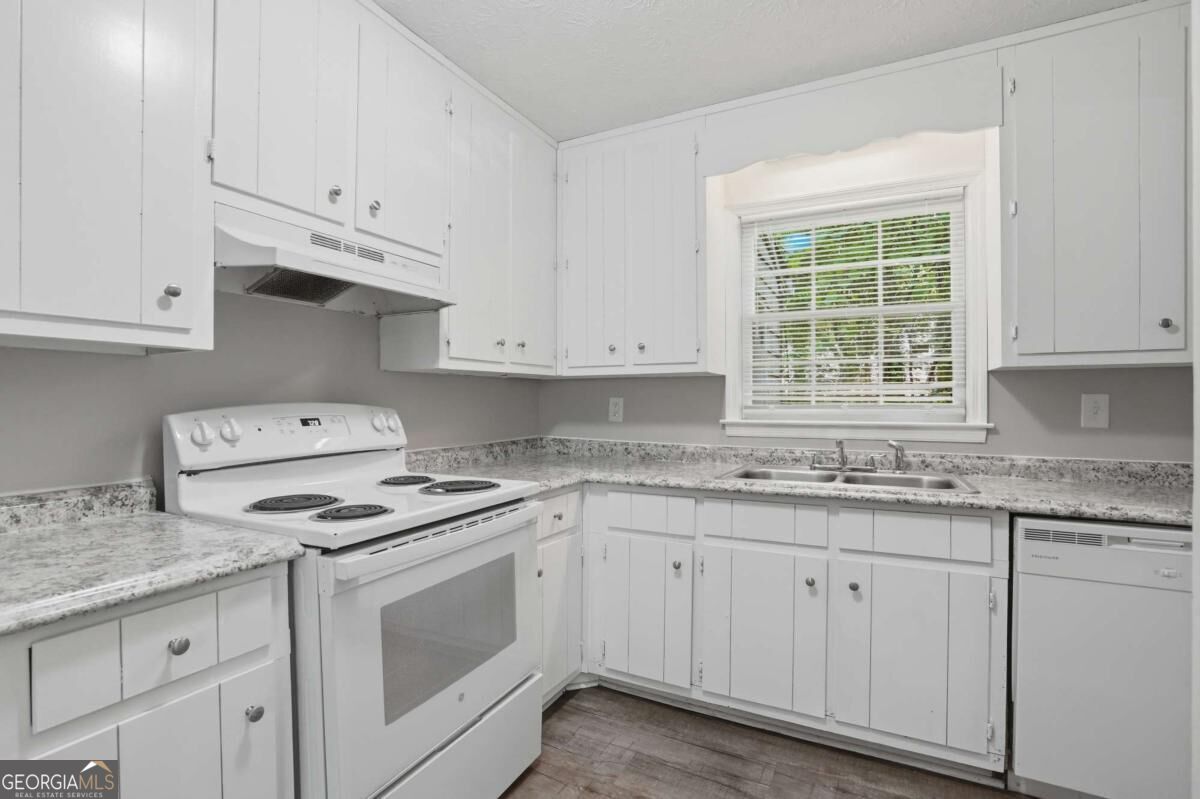 5344 Ridgemere Court Stone Mountain GA 30083