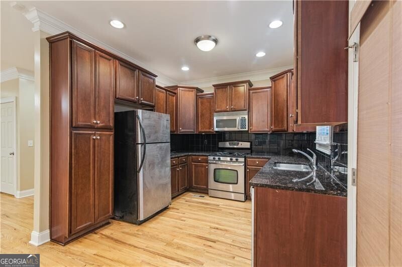1199 Foster Place NW Atlanta GA 30318