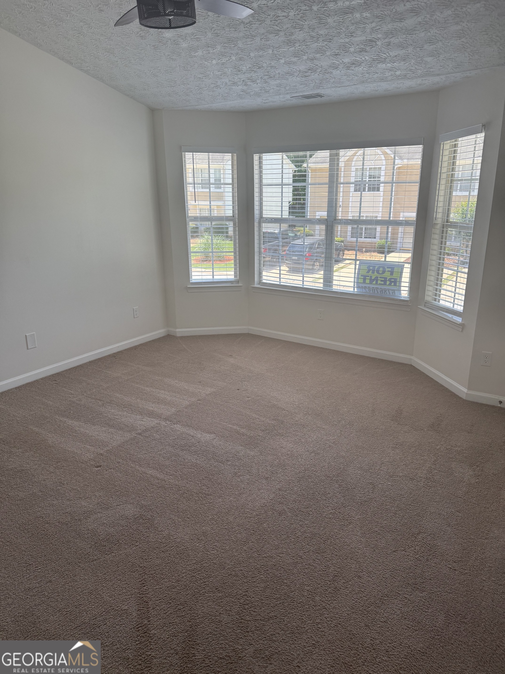 3127 Fields Drive Lithonia GA 30038