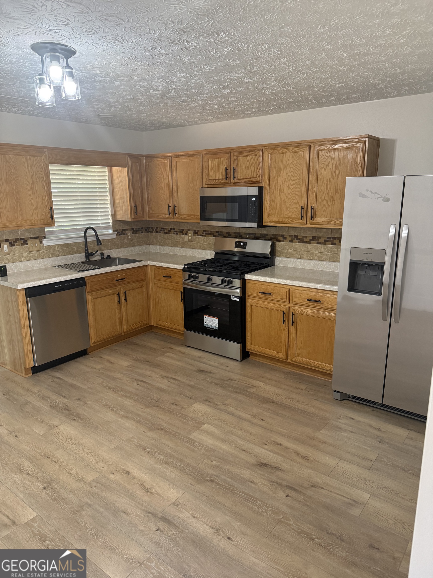 3127 Fields Drive Lithonia GA 30038