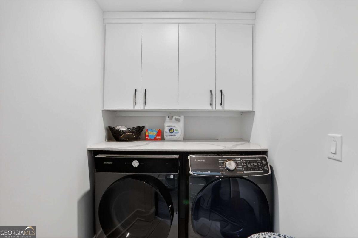 1214 Chelsea Circle Atlanta GA 30318