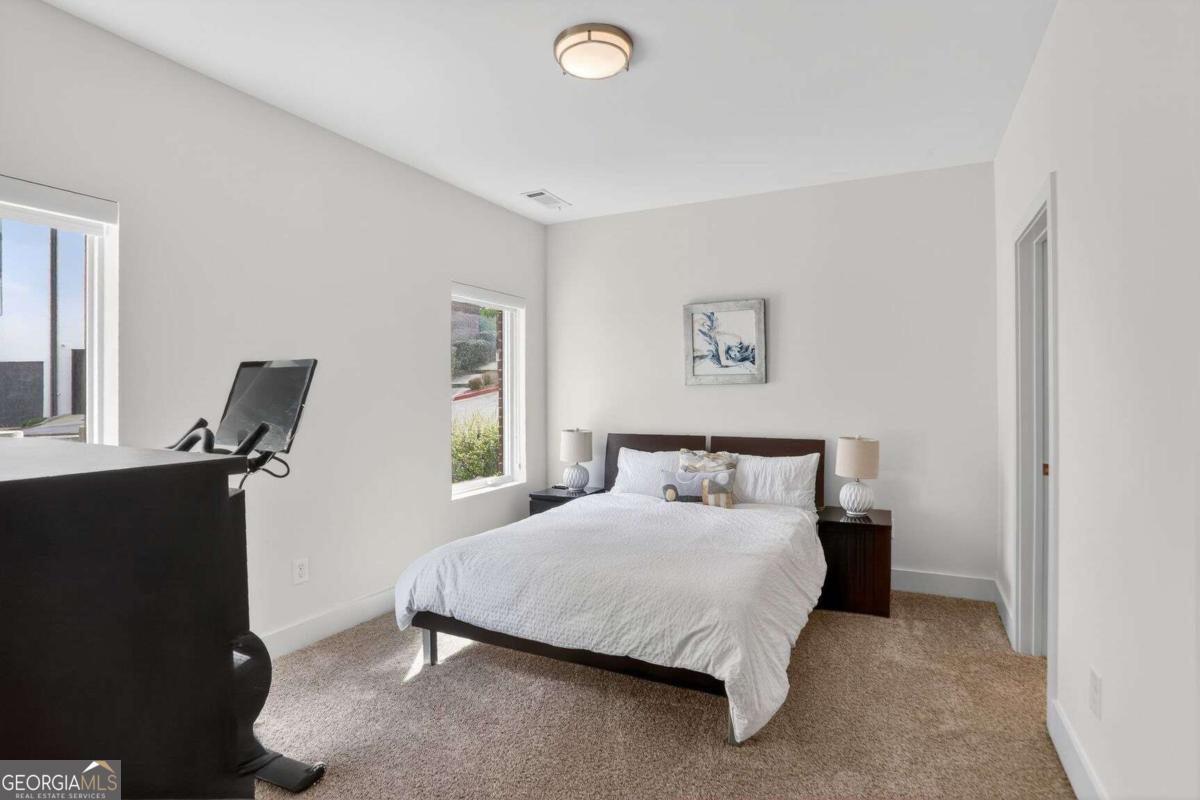 1214 Chelsea Circle Atlanta GA 30318