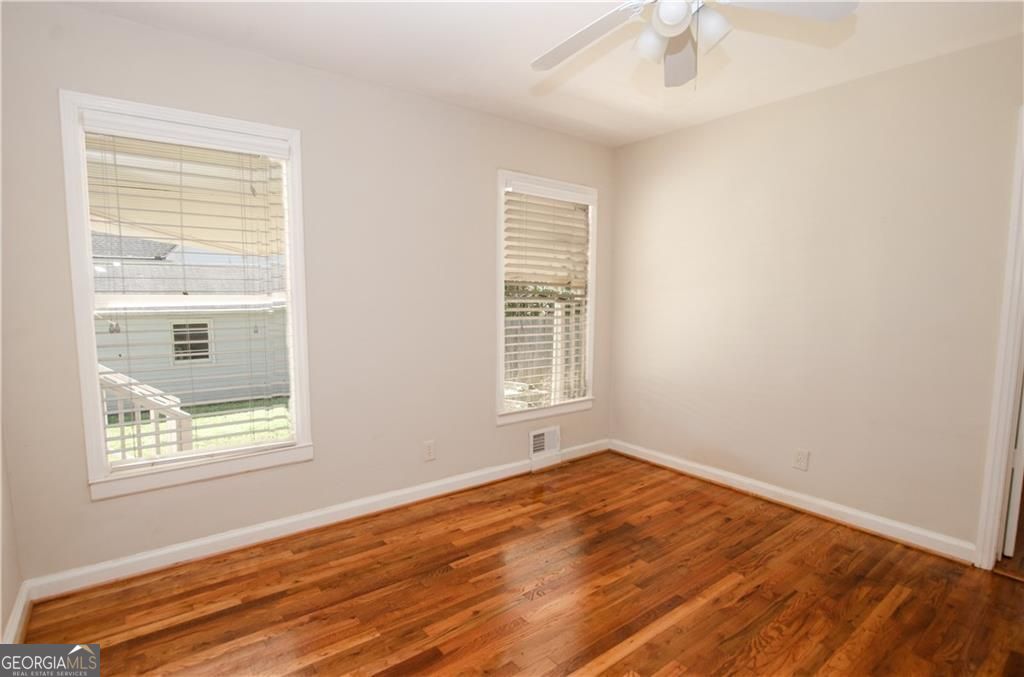 1910 La Dawn Lane NW Atlanta GA 30318