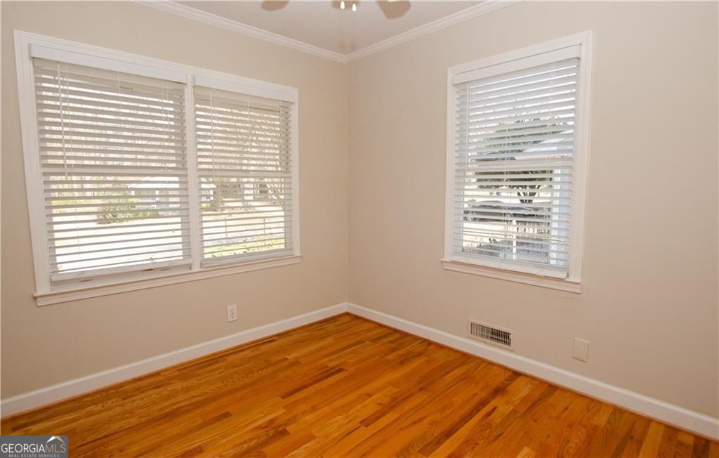 1910 La Dawn Lane NW Atlanta GA 30318