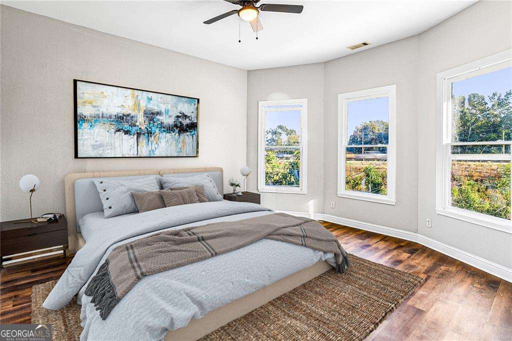 684 S Elizabeth Place NW Atlanta GA 30318