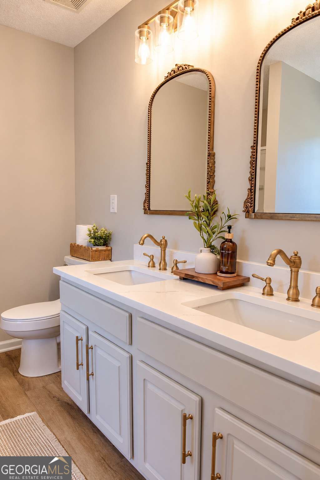 1415 Bay Overlook- Drive Woodstock GA 30188