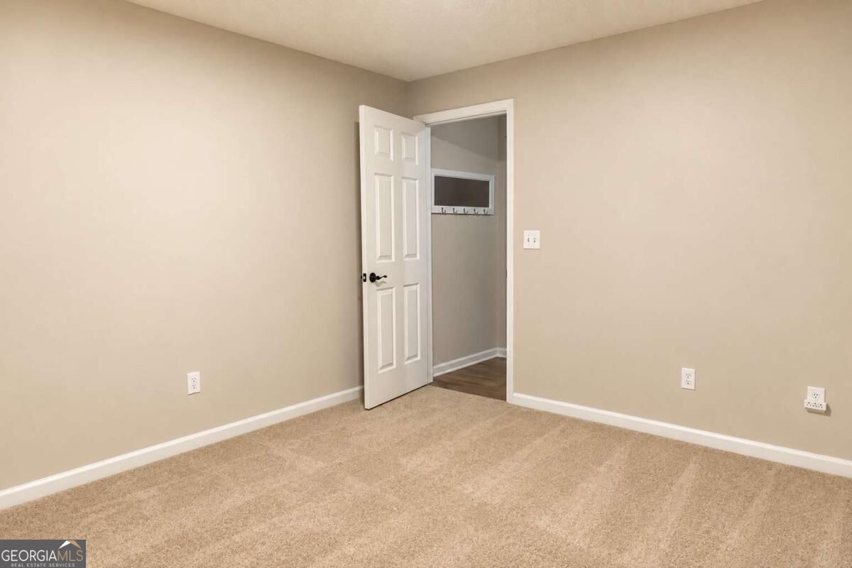 1415 Bay Overlook- Drive Woodstock GA 30188
