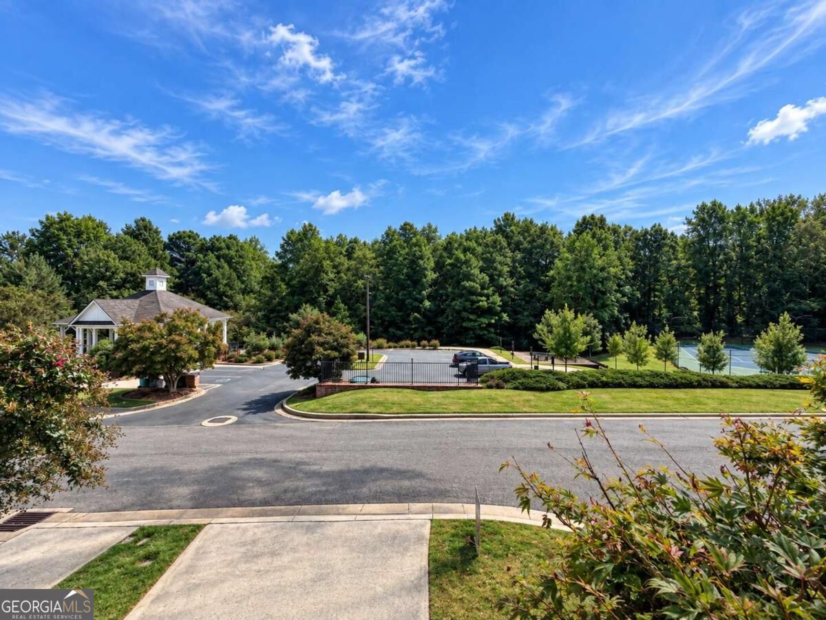 1415 Bay Overlook- Drive Woodstock GA 30188
