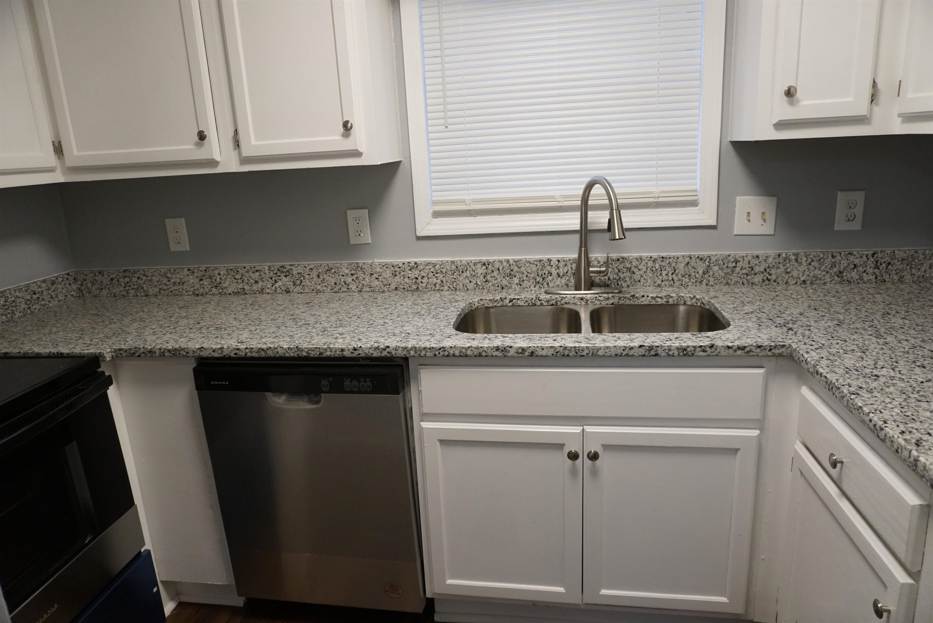 5489 S Park Place Atlanta GA 30349