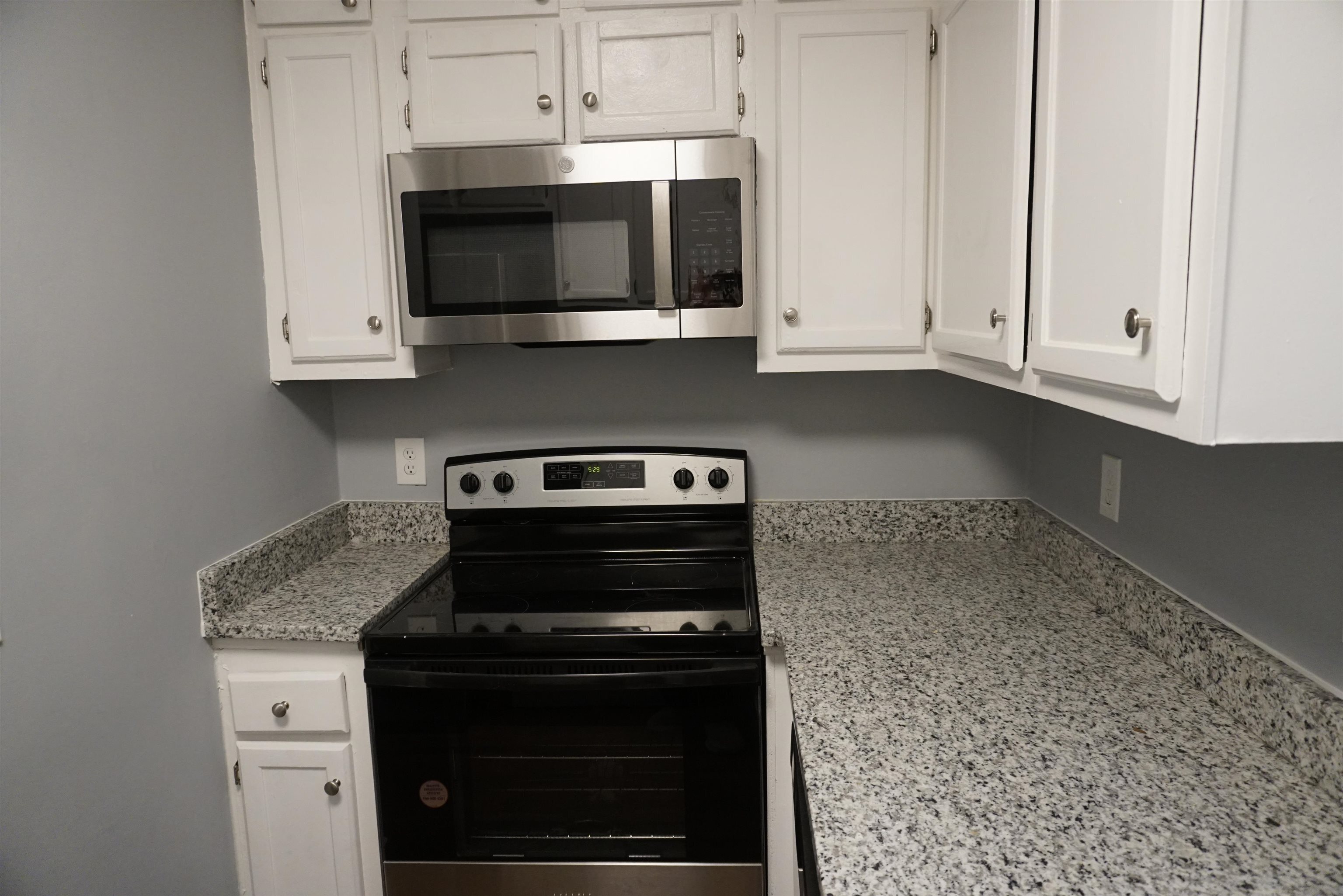 5489 S Park Place Atlanta GA 30349
