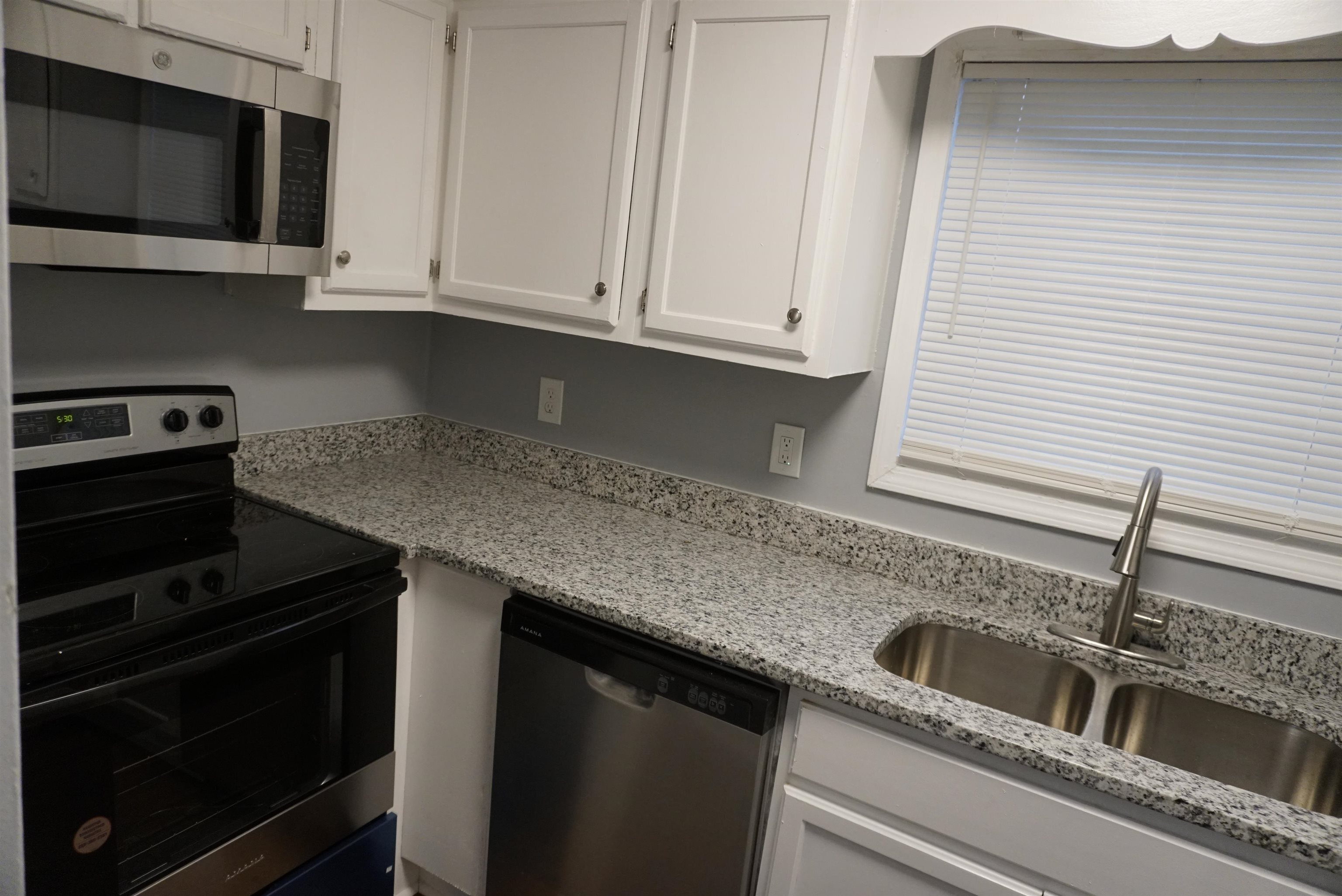 5489 S Park Place Atlanta GA 30349
