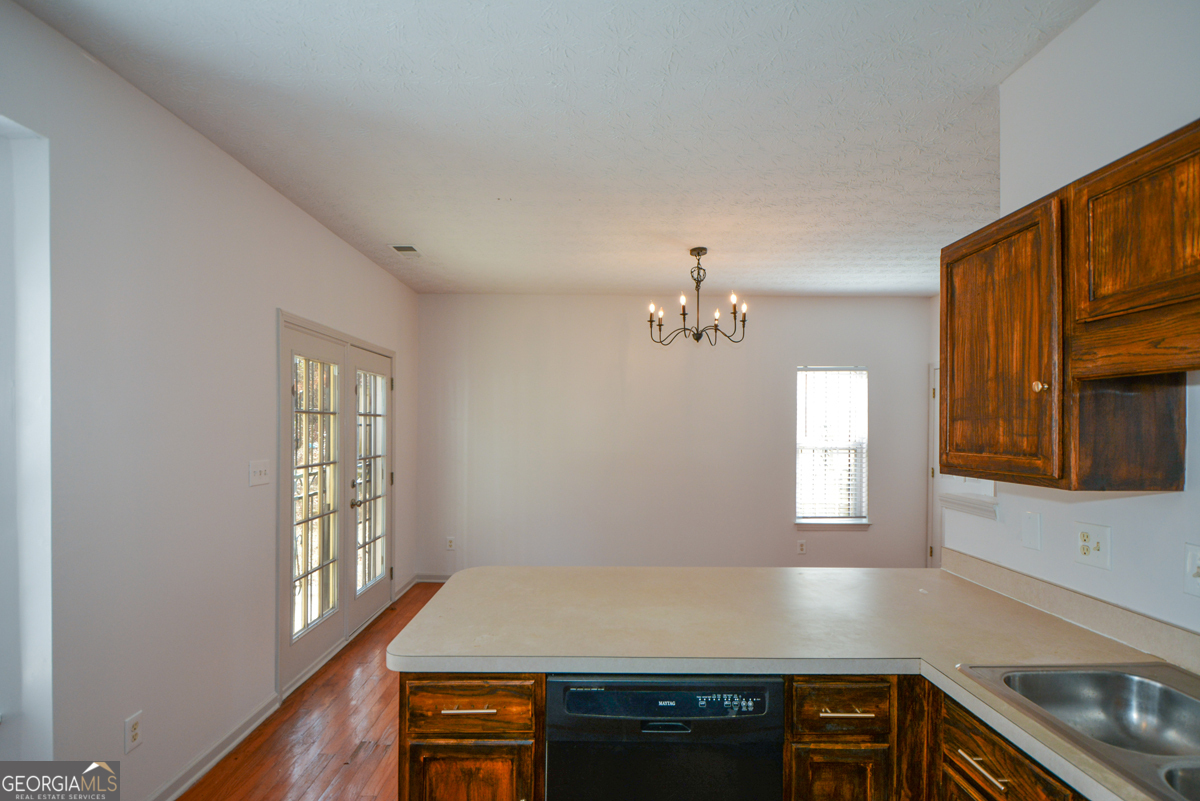5460 Hampton Court College Park GA 30349