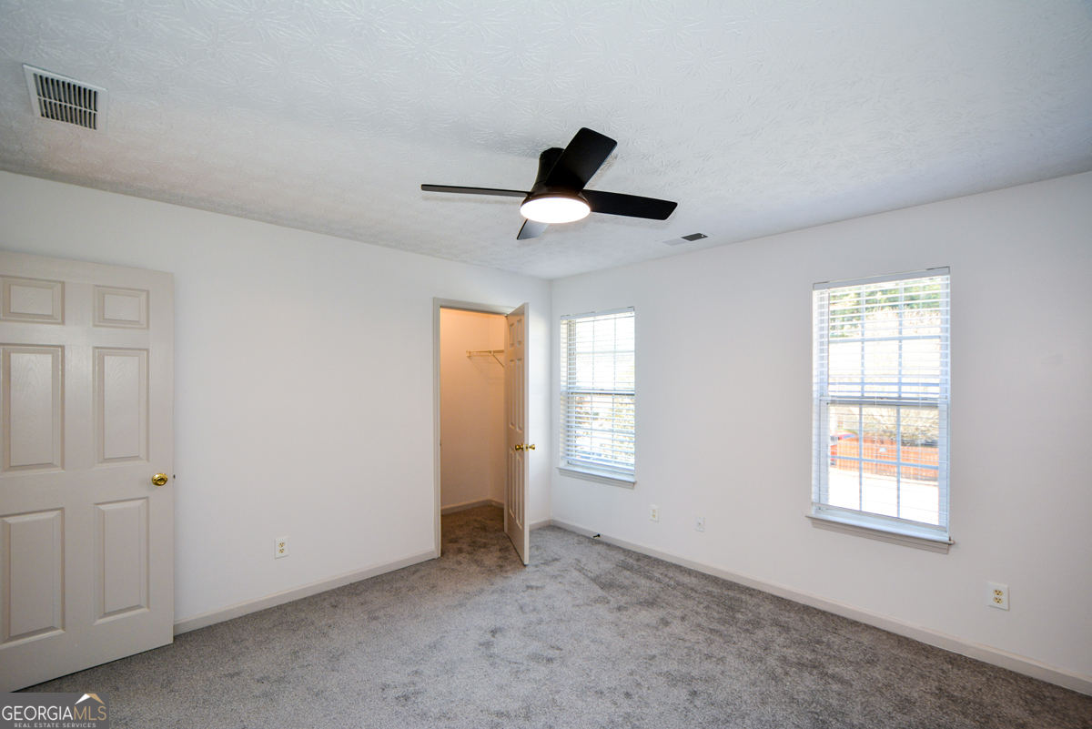 5460 Hampton Court College Park GA 30349