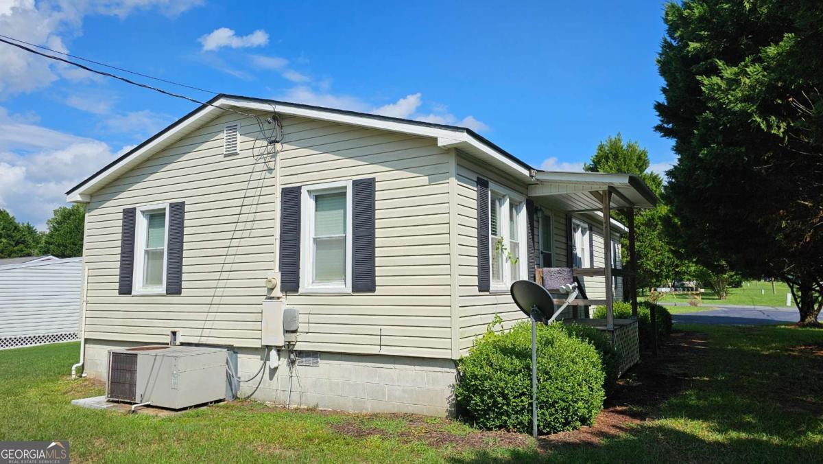 447 Hwy 87 S Cochran GA 31014
