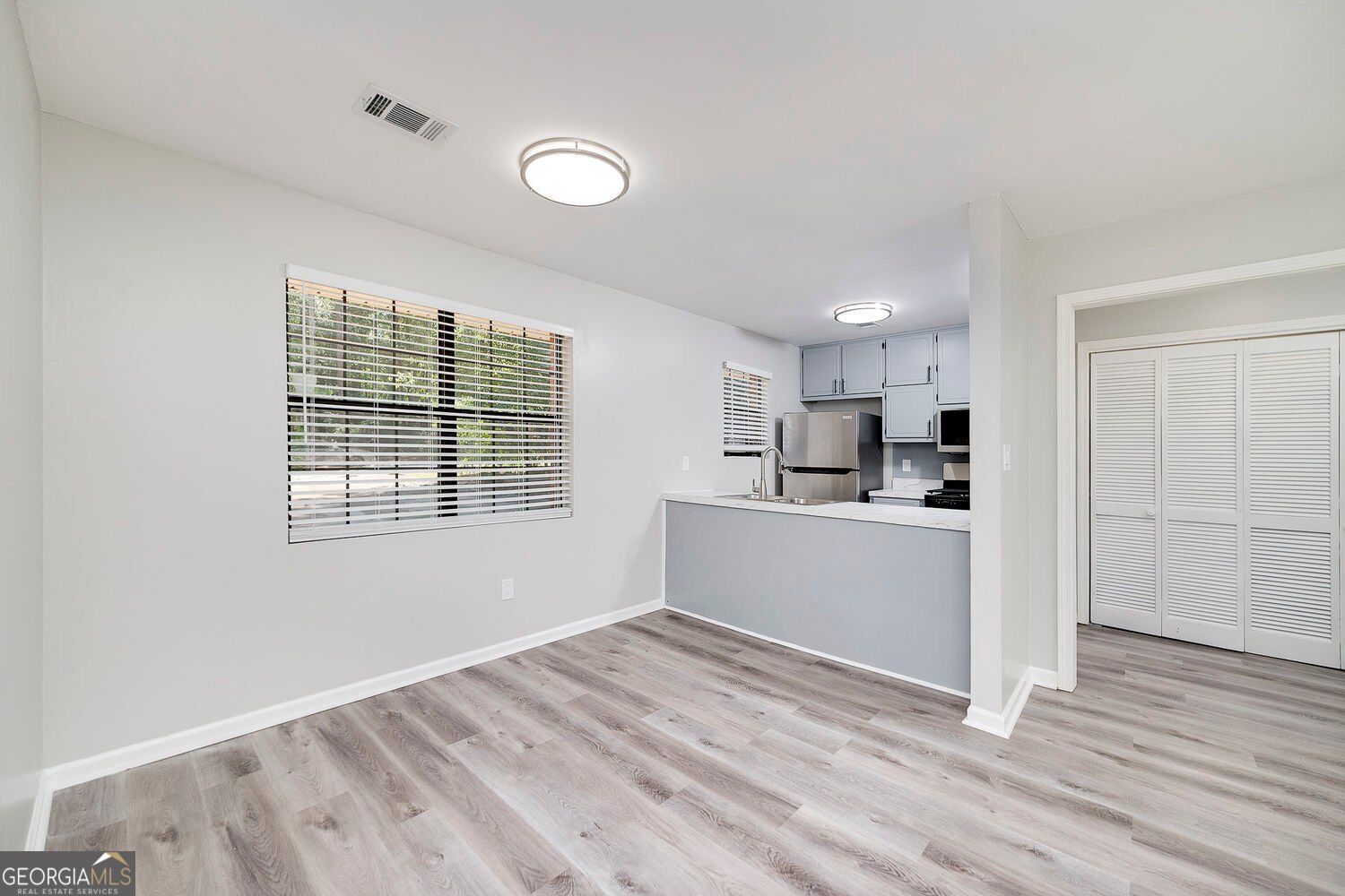 355 Santa Fe Trail Ellenwood GA 30294
