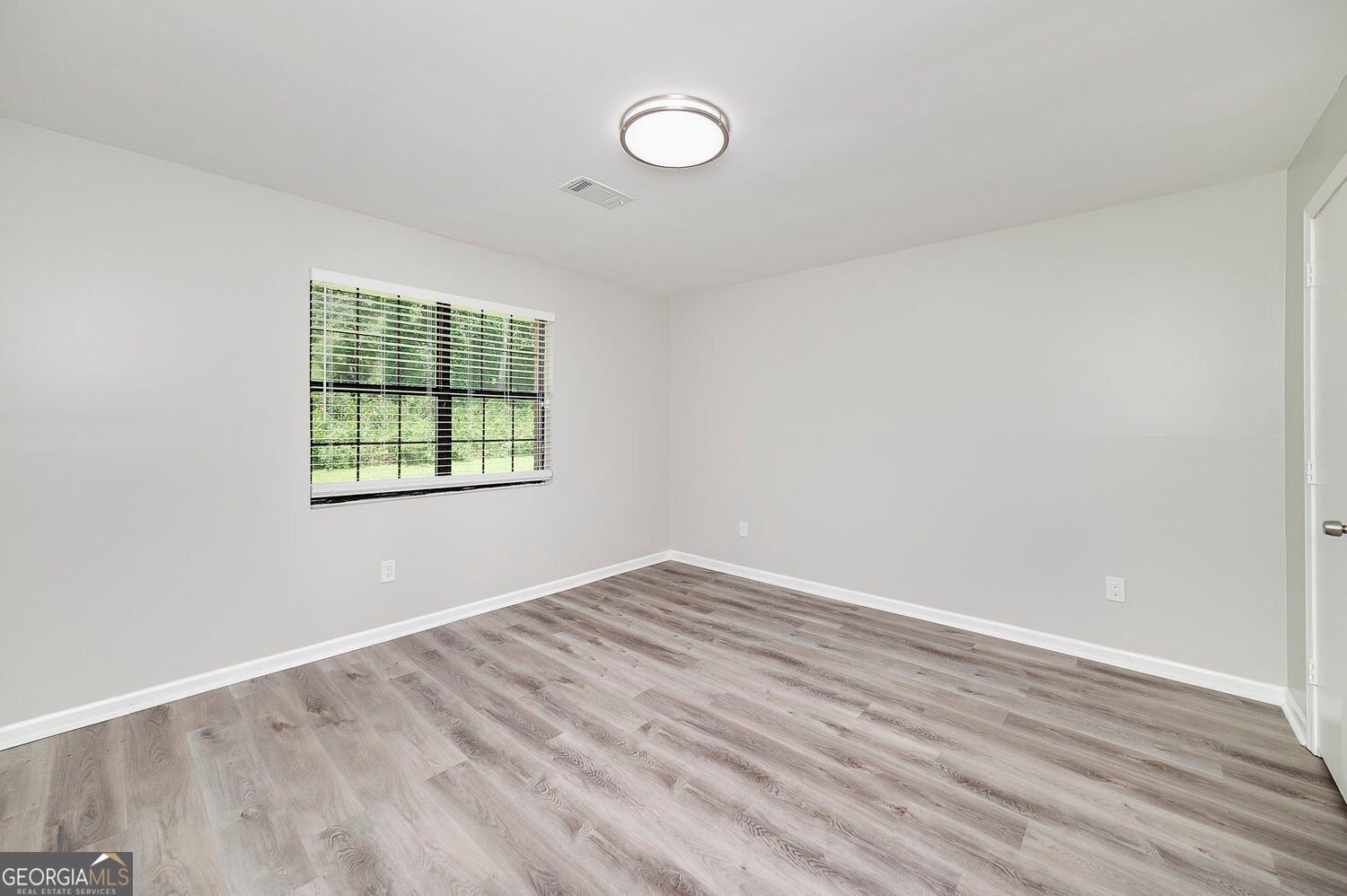 355 Santa Fe Trail Ellenwood GA 30294