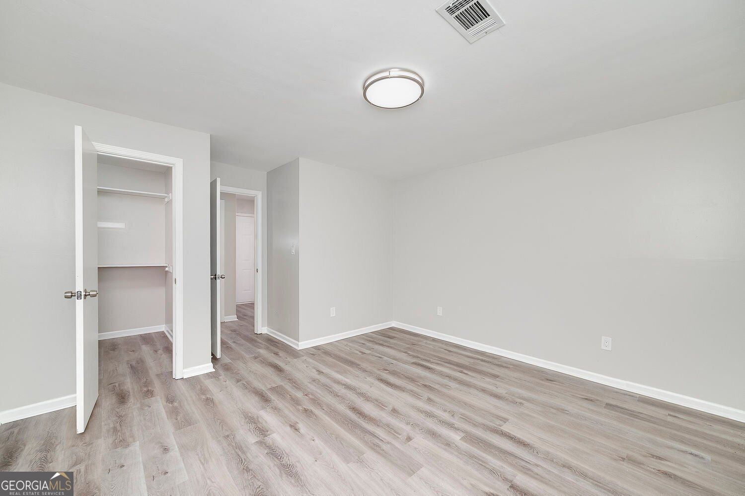 355 Santa Fe Trail Ellenwood GA 30294