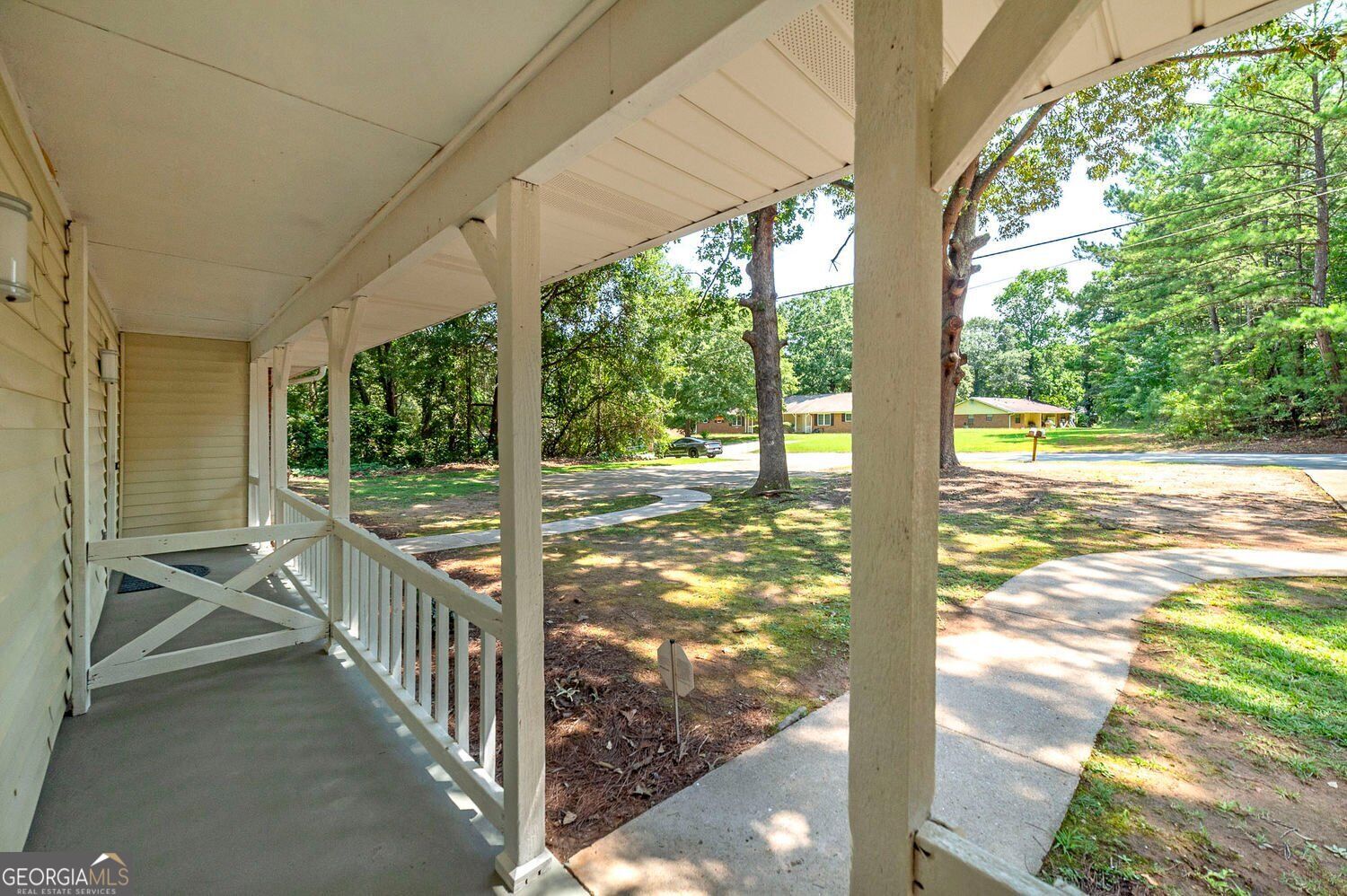 355 Santa Fe Trail Ellenwood GA 30294