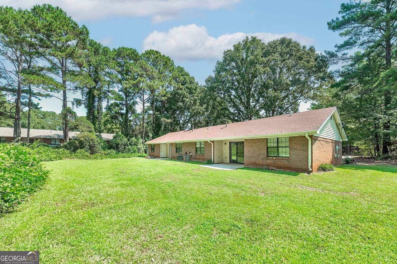 355 Santa Fe Trail Ellenwood GA 30294