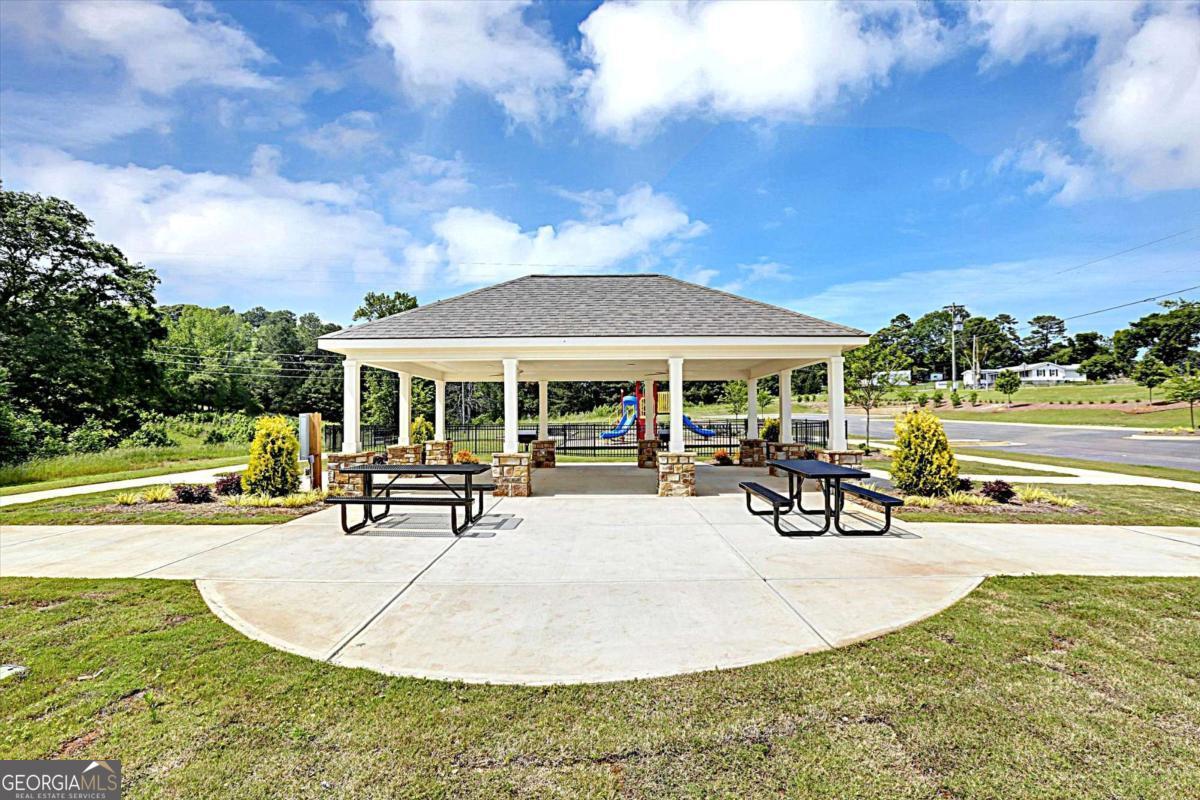 24 Rowlett Place Bethlehem GA 30620