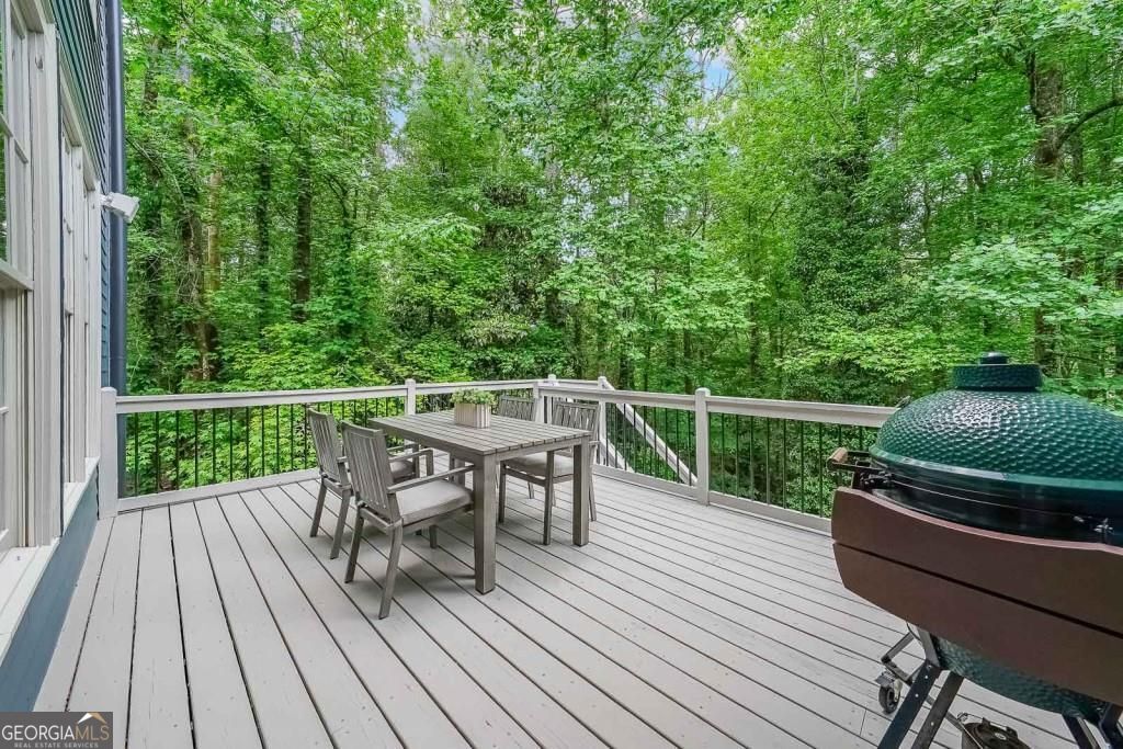 120 Heritage Court Roswell GA 30075