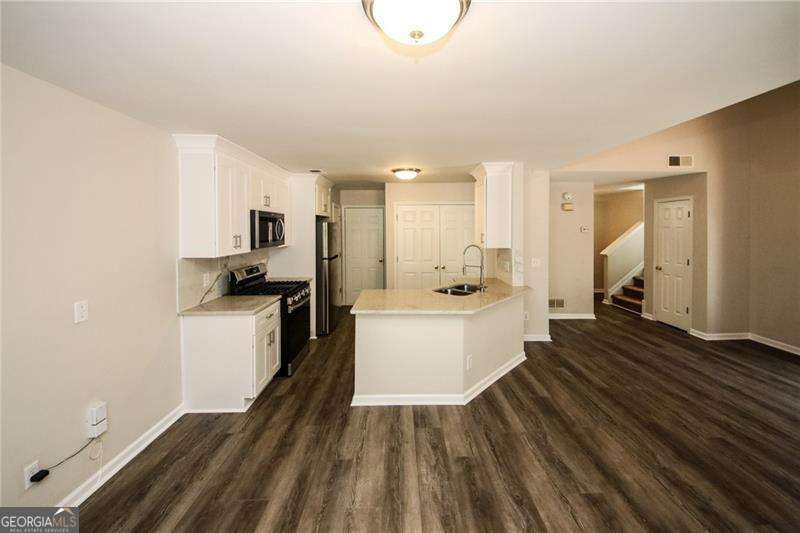 121 Stoneforest Drive Woodstock GA 30189