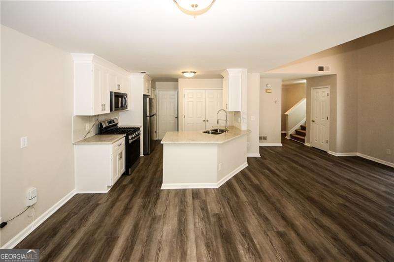 121 Stoneforest Drive Woodstock GA 30189