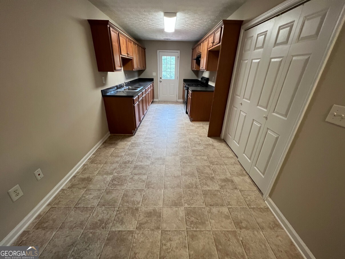 158 Elder Drive Social Circle GA 30025