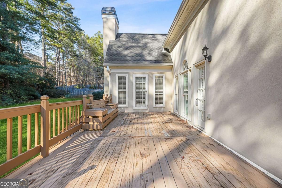 9800 Foxworth Drive Alpharetta GA 30022